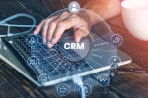 Untung dengan Aplikasi POS yang Memiliki CRM